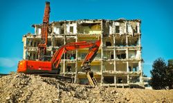 Kentsel dönüşümde yeni dönem: Binaların yıkımında teknik standartlar sıkılaştırıldı