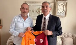 MHP'li Başdanışma Yıldız'dan ev hapsindeki UltrAslan lideri Sebahattin Şirin'e ziyaret