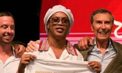 Ronaldinho Ravenna FC ile sahalara dönüyor: İtalya'da tarihi imza