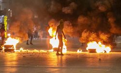 Göçmen teknesi battı, sokaklar karıştı!