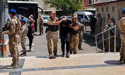Filmleri aratmayan organize soygun: "Kontrol noktası" kurup altınları çaldılar