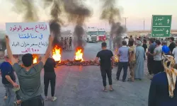 Akaryakıt zammı Suriye'yi karıştırdı! Yollar kesildi, halk sokağa döküldü