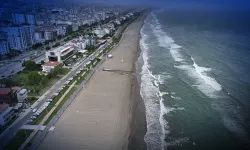 Denize girmeyin uyarısı! Rüzgar etkili olacak