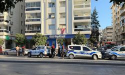 İzmir'de banka soygunu! Ekipler bölgeyi ablukaya aldı