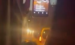 Akılalmaz görüntü kamerada! Seyir halindeki özel halk otobüsü şoförü canlı yayın açtı