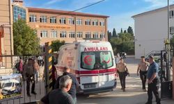 Manisa'da okula silahlı saldırı! Dehşet saçan saldırgan böyle görüntülendi