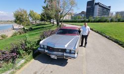 Türkeş’in ilk sahibi olduğu 53 yıllık Chevrolet görenleri şaşırtıyor