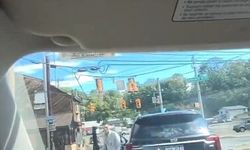 Amerika’da trafikte başlayan tartışma kavgaya dönüştü! Türk sürücü o anları kaydetti