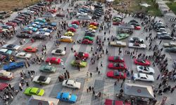 Ankara'da klasik otomobil şöleni! İlgi büyük oldu