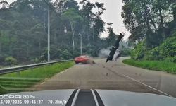 Feci kazada metrelerce sürüklendi! Virajı alamayan motosikletli, otomobille çarpıştı