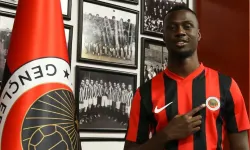 Rakip Kasımpaşa, kırmızı karada Niasse kadroda yok!