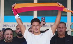 Galatasaray'ın yeni transferi Deniz Gül İstanbul'a indi