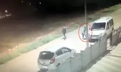 Gece sokakta araçların lastiklerini kestiler!