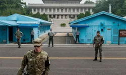 Kore sınırında alarm: DMZ'deki patlamada 3 Güney Koreli subay yaralandı