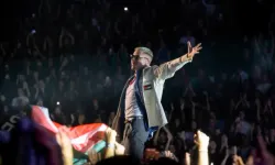Dünyaca ünlü şarkıcı Macklemore, Ed Sheeran'ın turnesinden kovuldu! İşte gerekçesi...