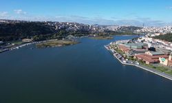 Haliç’te kötü koku ve renk değişimi dikkat çekti