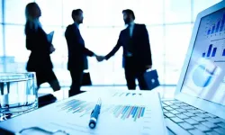 UZAKTAN ÇALIŞMA YÖNETMELİĞİ DEĞİŞTİ: Hibrit çalışma nedir, evden çalışma günlerini kim belirleyecek?