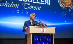 Bakan Ersoy'dan dijital çağ uyarısı: Türkçemizi sosyal medya diline karşı korumalıyız