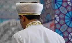 İmamdan 50 milyonluk vurgun: Zekat paralarını toplayıp kumar masasına oturdu