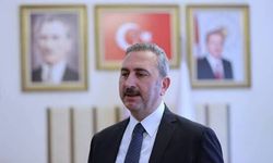 AK Partili Gül'den 'Terörsüz Türkiye' açıklaması: "Süreci zehirleme yarışına girdiler"