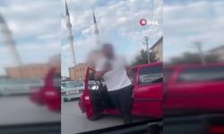 Kendisine korna çalanları ölümle tehdit etti! O anlar kamerada