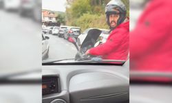 İstanbul'da yol kesip sürücüye saldırdılar! O anlar kameraya yansıdı
