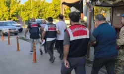 İzmir'de FETÖ operasyonu! 21 şüpheli gözaltında