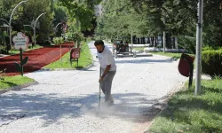 Keçiören’de yürüyüş yollarında yenileme mesaisi