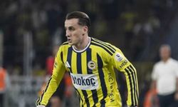 Galatasaray şikayet etti maaşı arttı!