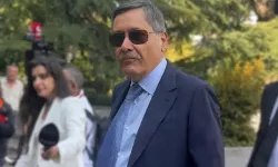 Melih Gökçek'ten gazetecilere sert tepki: "Haddini bilmeyenleri ikaz ediyorum"