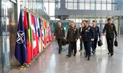 NATO zirvesinde Türkiye trafiği: Bayraktaroğlu’ndan kritik temaslar