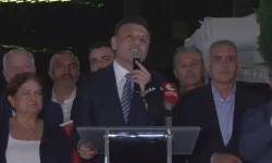 Özgür Çelik'ten Üsküdar Belediyesi önünde dikkat çeken iddia: 4 meclis üyesi il dışına çıkarıldı