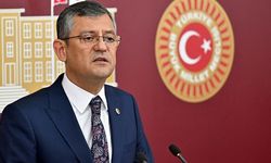 Özgür Özel’den Cumhurbaşkanı Erdoğan’a Fatma Betül Sayan Kaya sorusu: “Hesaplarına el koyacak mısın?”