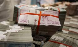 Piyasa bu milyarderi konuşuyor: Bir gecede hesabından 45 milyar TL çekti