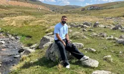 Salah'ın oturduğu taş fenomen oldu, ziyaretçi akınına uğruyor! Yaylanın ismi bile değişti