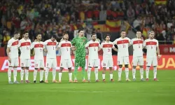 Türkiye - İtalya maçının ilk 11'i belli oldu! Montella'dan sürpriz tercih