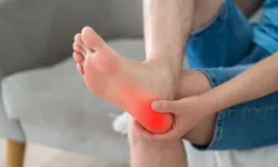 Sabah ilk adımda canınız yanıyorsa dikkat! Uzmanı topuk dikenini anlattı