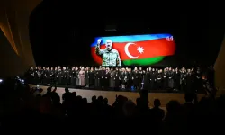 44 filmi Bakü'de gala yaptı: Karabağ savaşı beyaz perdeye taşındı