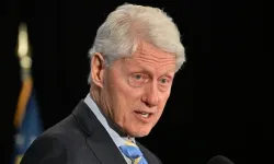ABD eski Başkanı Clinton Kur'an'dan atıf yaptı! Trump'ı eleştirdi