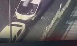 Ayrılığı kabullenemeyen kadın dehşet saçtı! Eski sevgilisinin aracını hurdaya çevirdi