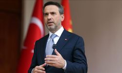 Bakan Bayraktar’dan enerji mesajı: Güneş ve rüzgarda yeni rekor