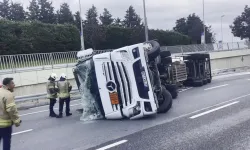 Bakırköy'de LNG yüklü tanker devrildi! Sızıntı nedeniyle yol trafiğe kapatıldı