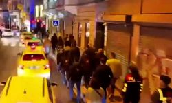 Beyoğlu’nda güvenlik alarmı: 610 kişi sorgulandı, 11 aranan şahıs yakalandı