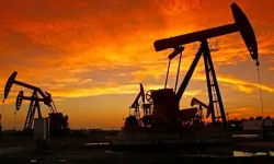 G7'den petrol hamlesi: Fiyat geriledi, motorine indirim kapıda