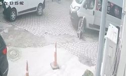 Çanakkale’de minibüs yayaya çarptı: Ayağı tekerleğin altında kaldı!