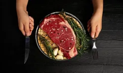 Carnivore diyeti sağlıklı mı? Uzmanından uyarı