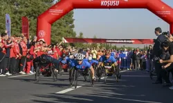 Cumhurbaşkanlığı Yarı Maratonu Ankara'da sporseverleri bir araya getirdi