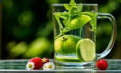 Detoks içecekleri gerçekten toksinleri temizliyor mu? Uzmanı anlattı