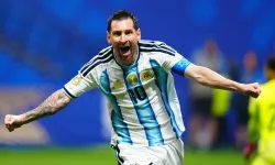 Efsane futbolcu Lionel Messi 21 yıllık milli takım kariyerini sonlandırıyor