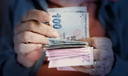 EMEKLİ MAAŞI FARKI 2027: SSK ve Bağ-Kur emeklisine 3 aylık fark Ocak tablosu çıktı